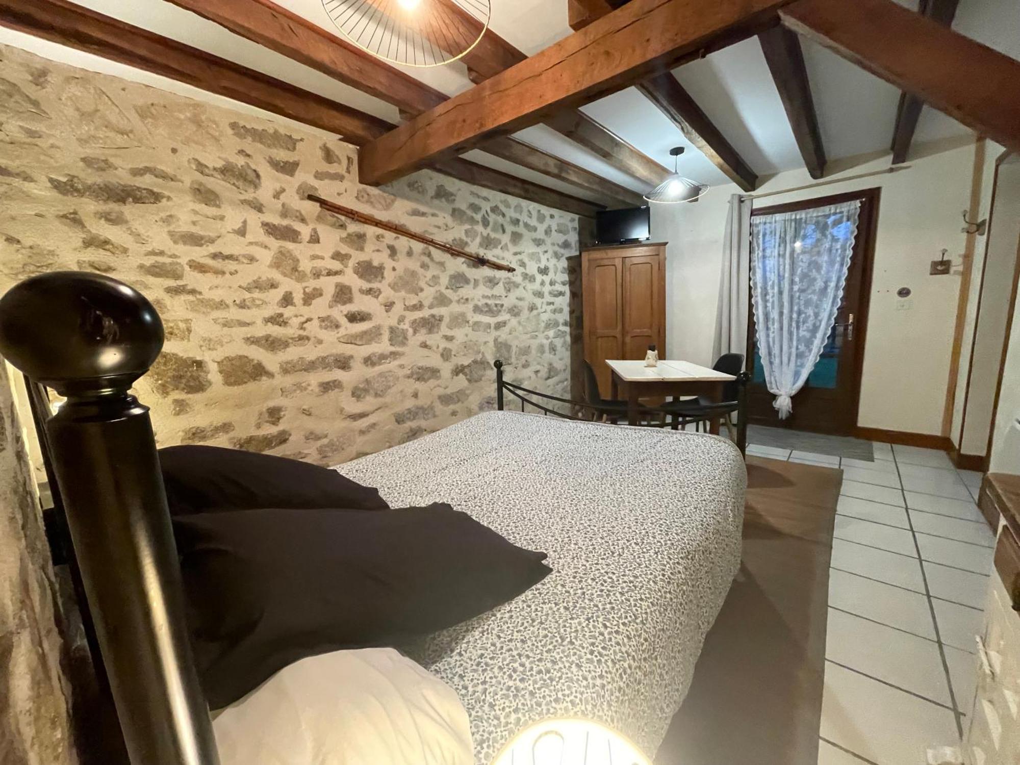 Maison D'Hotes Ourdeaux Et Gite Chez Rouchon Alleyrat  Экстерьер фото